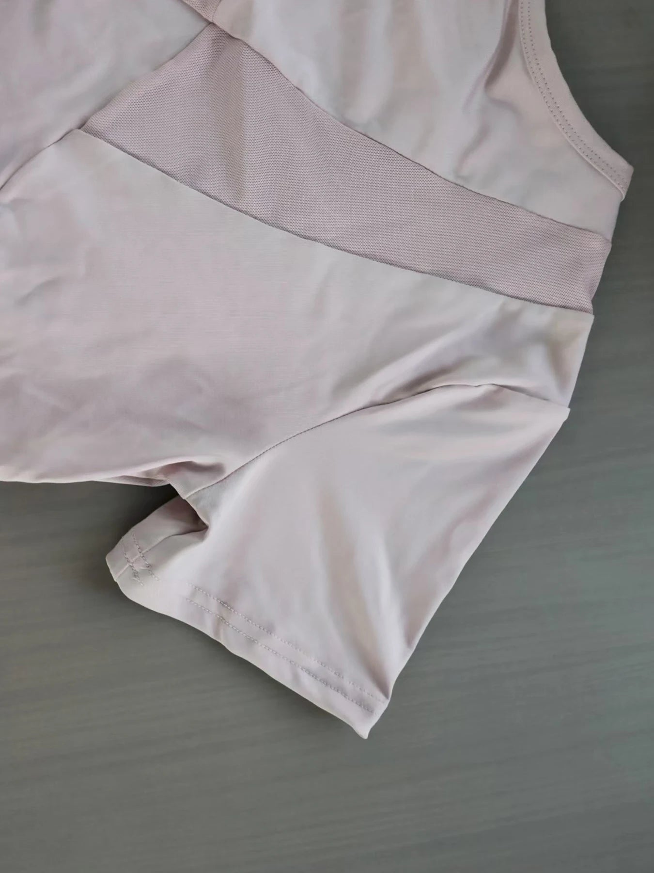 Yoga outfit women's summer sports T-shirt loose breathable quick drying top mesh back training fitness short sleeved